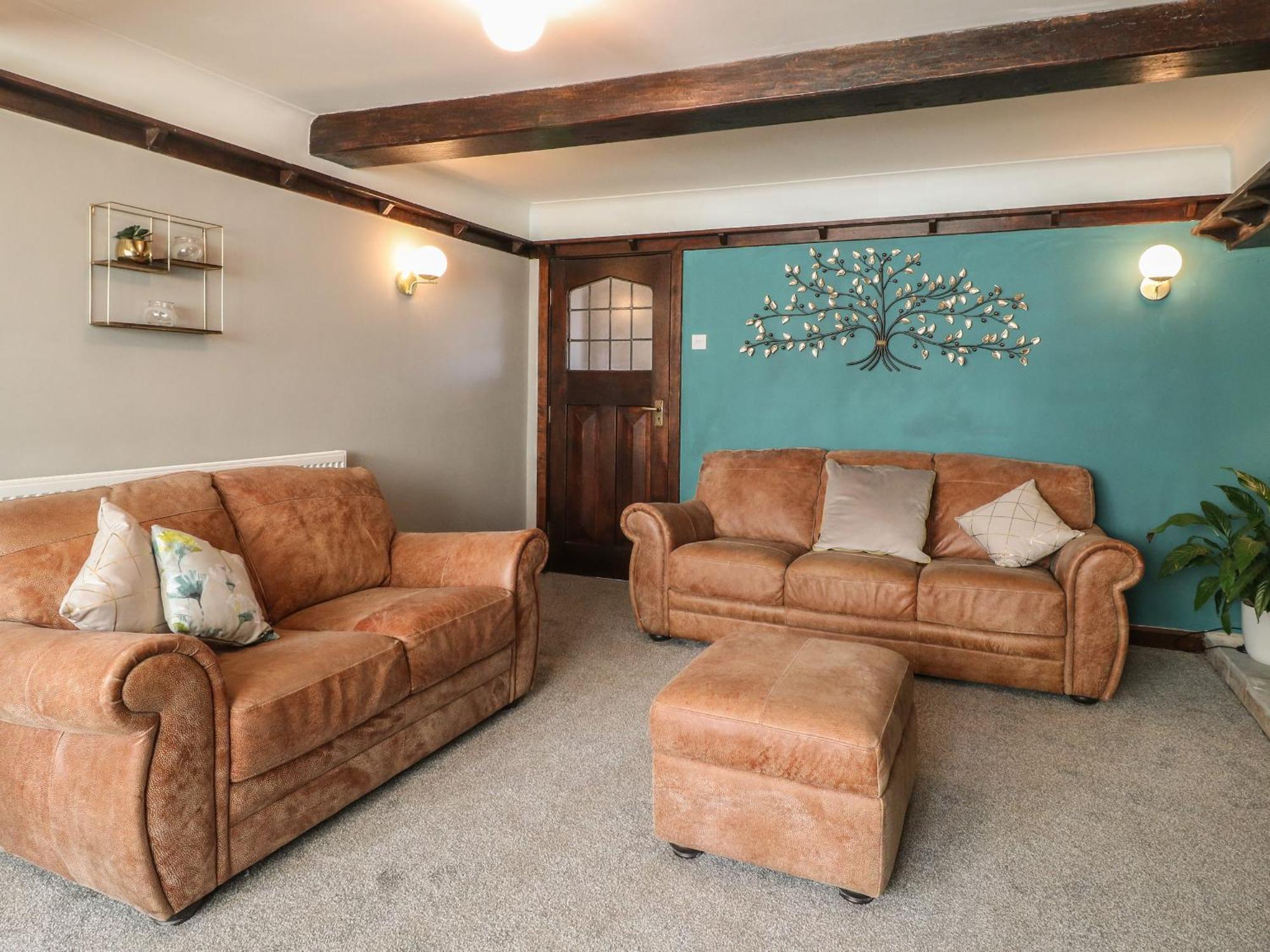 Fields Farm Villa Draycott in the Moors ภายนอก รูปภาพ
